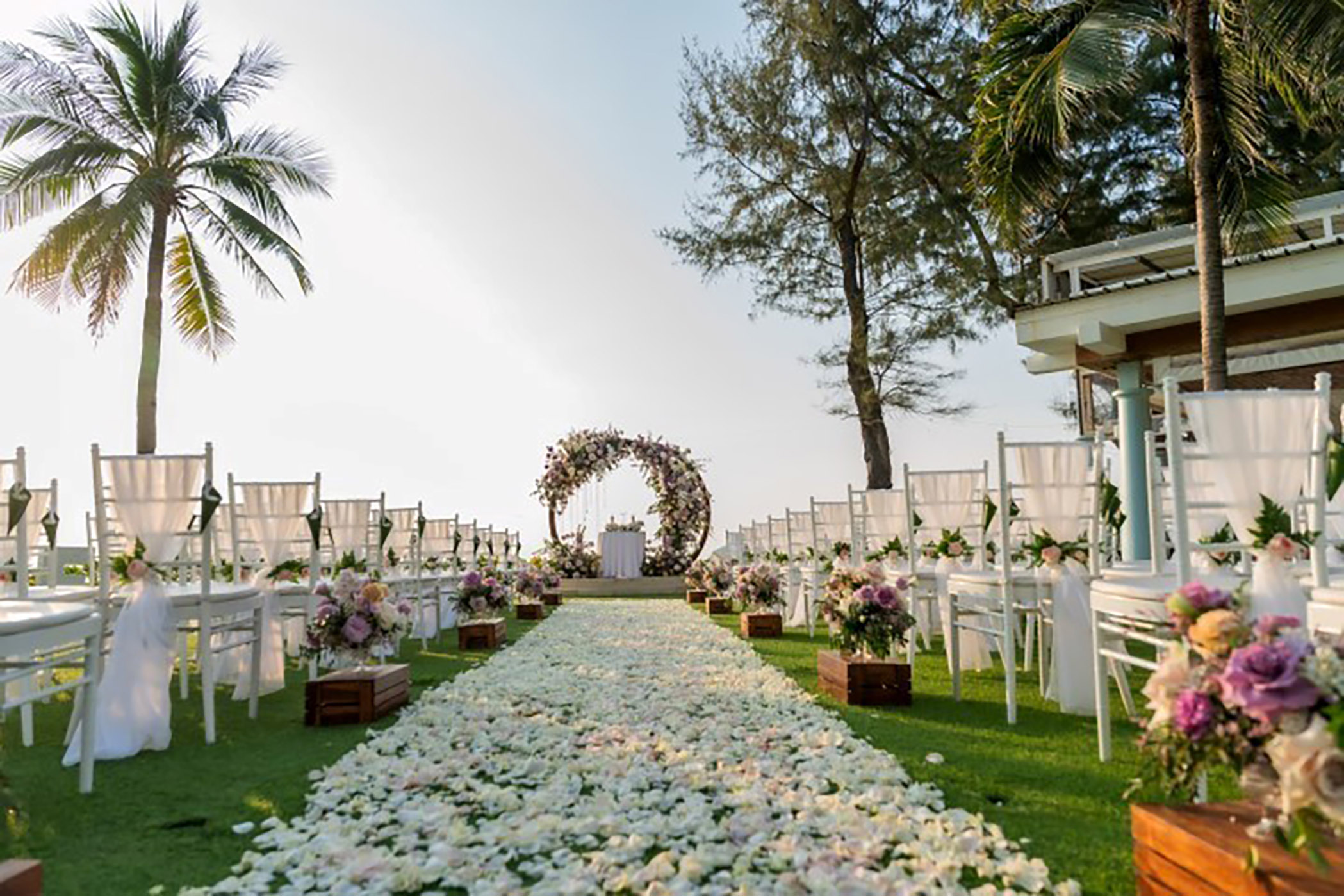 Diamond Package | Oceanfront Wedding | The Phuket Weddding By Katathani Collection