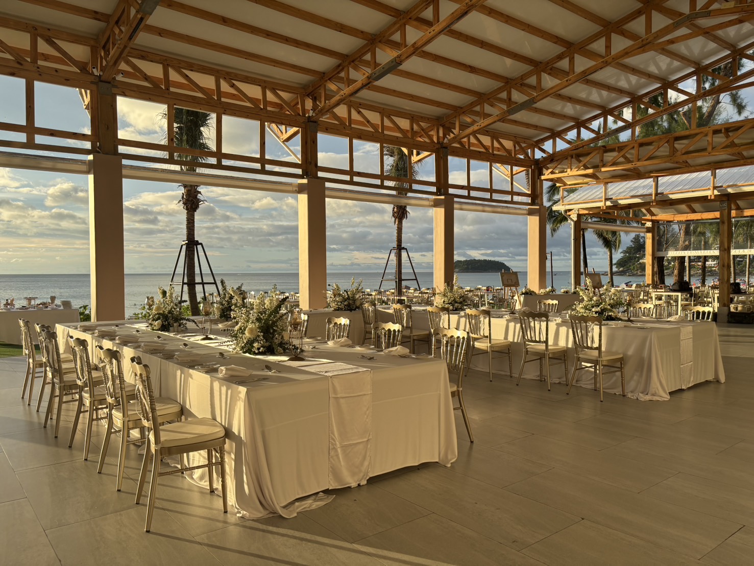 Beachfront Dinner | The Phuket Weddding By Katathani Collection