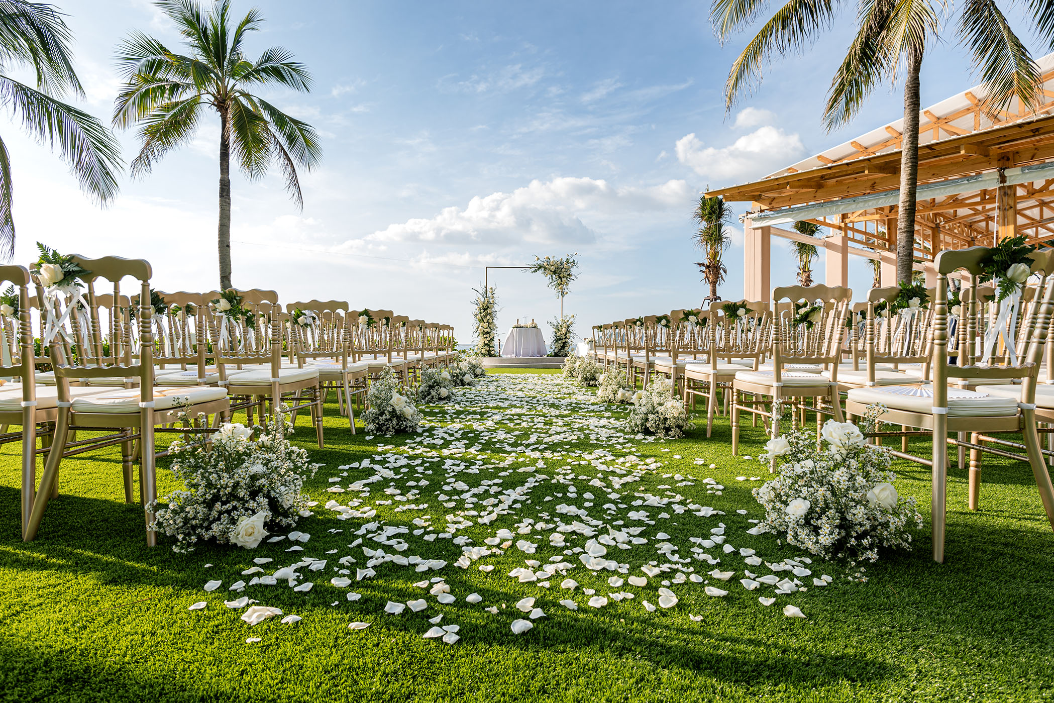 Platinum Package | Oceanfront Wedding| The Phuket Weddding By Katathani Collection